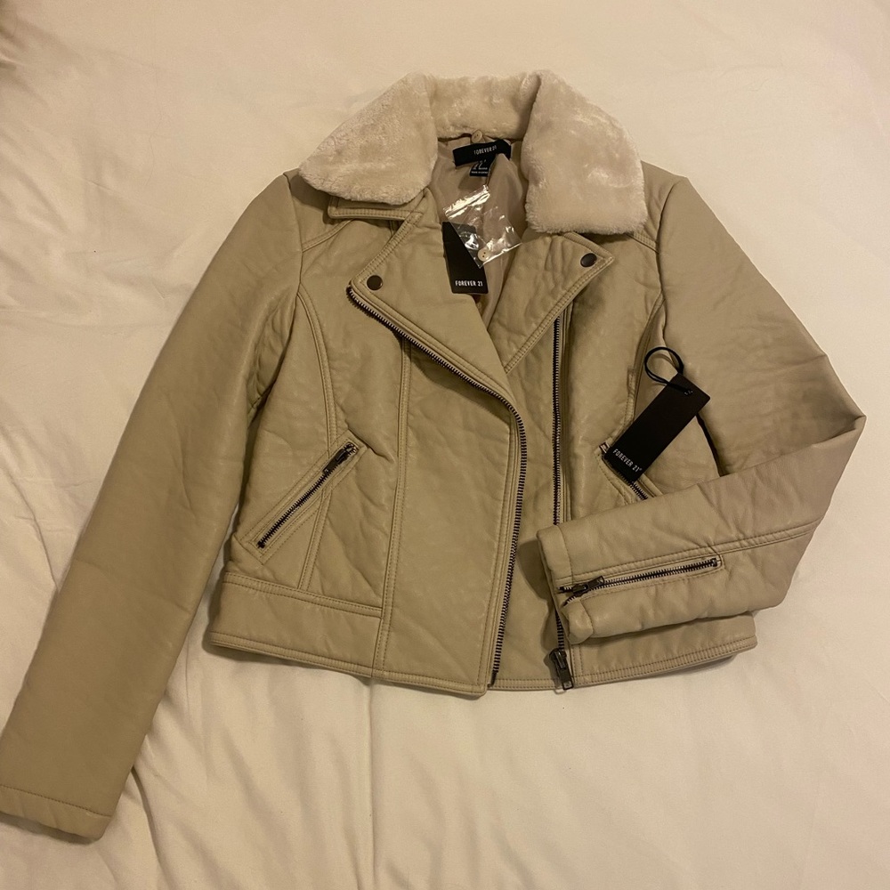 Forever 21 Beige Leather Jacket w/ Removable Fur Collar